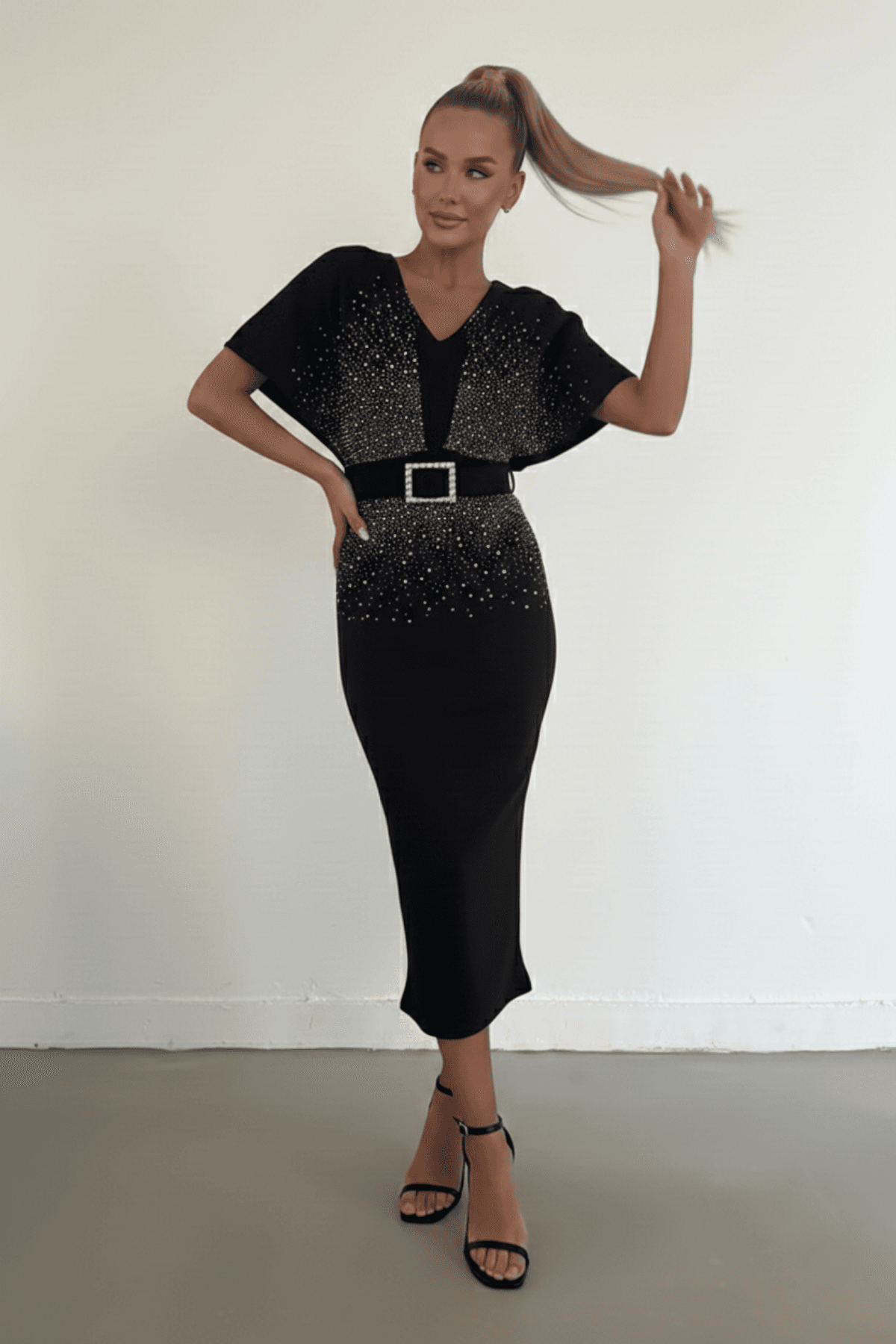 Kadın Moda Odaklı Özel Abiye Elbise