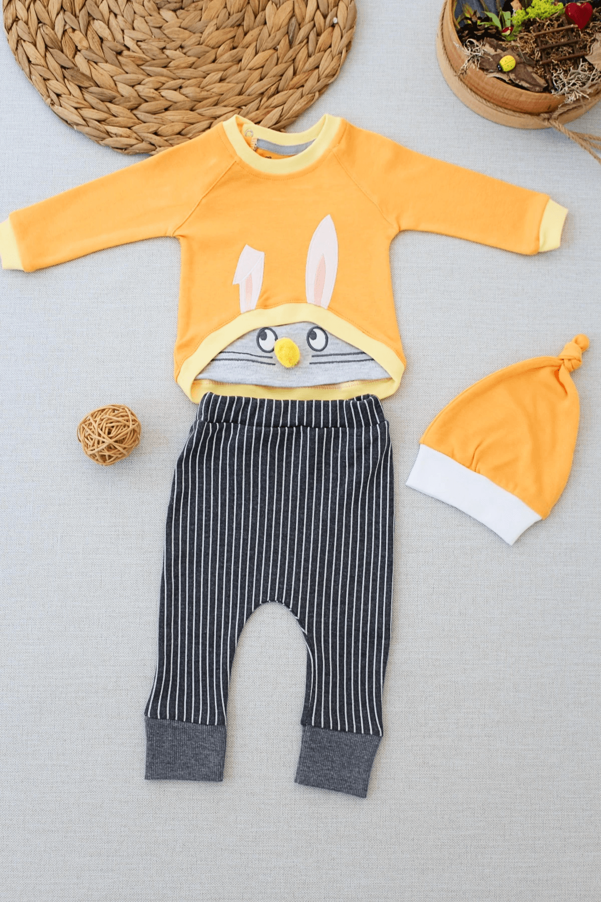 Bebek Tavşan Nakışlı Uzun Kollu Sweat Takım Turuncu Çizgili