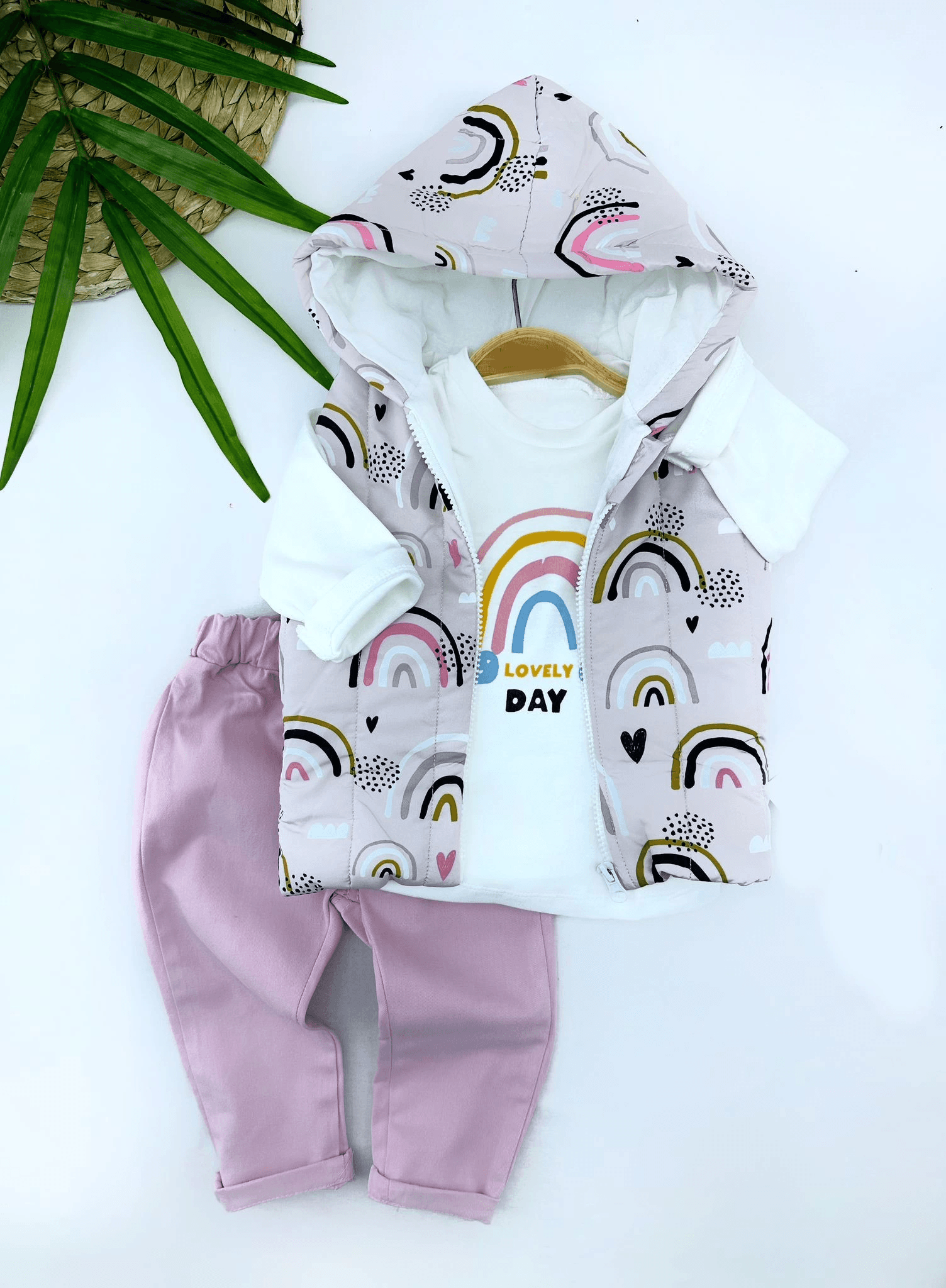 9-12-18-24 Ay Kapşonlu Fermuarlı Baskılı Şişme Yelek Sweat Pantolonlu 3lü Kız Erkek Bebek Takımı Pembe